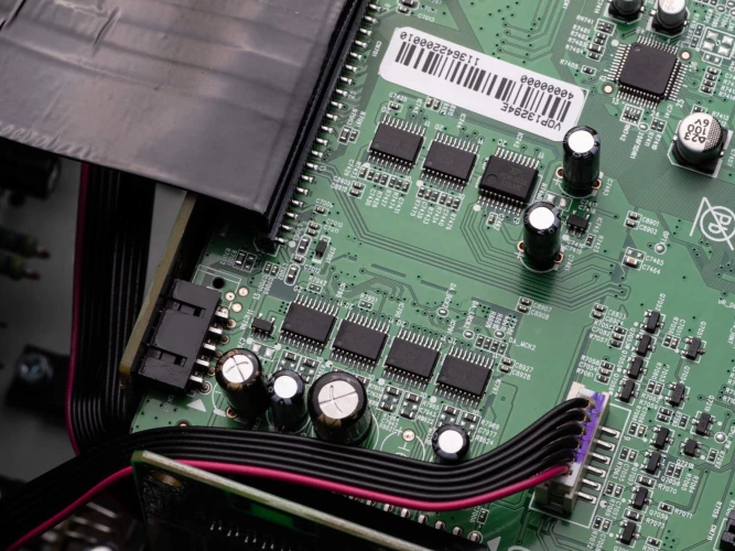 Ресивер AV Denon AVR-X2800H 7.2 черный