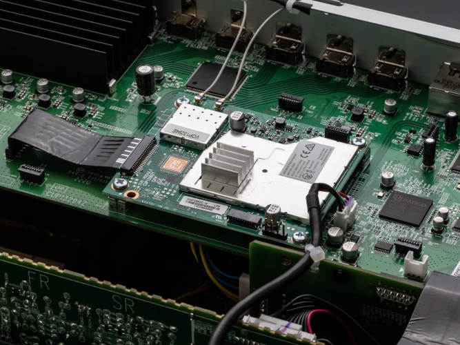 Ресивер AV Denon AVR-X2800H 7.2 черный