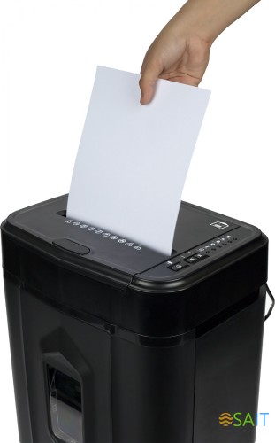 Шредер Heleos АП20-4 черный с автоподачей (секр.P-4) фрагменты 131лист. 20лтр. скрепки скобы пл.карты