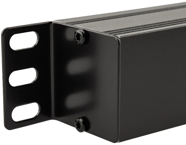 Блок распределения питания Rexant 04-0301-1 гор.размещ. 6xSchuko базовые 10A C14 2м