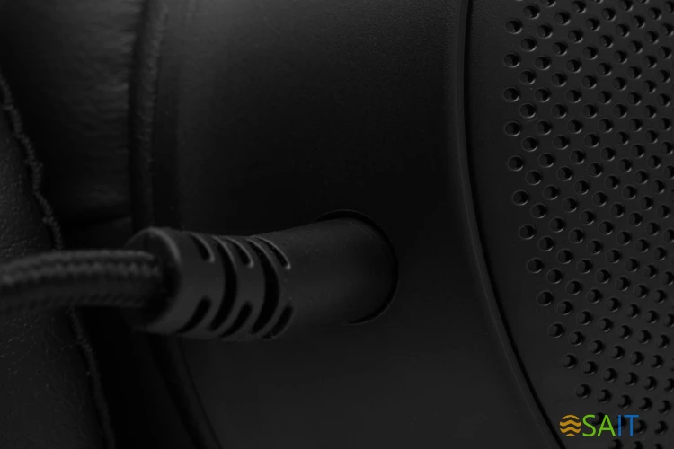 Наушники с микрофоном Razer Kraken V3 черный 1.2м мониторные оголовье (RZ04-03770200-R3M1)