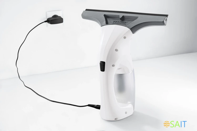 Мойщик окон Karcher WV 1 шир.скреб.:250мм пит.:от аккум. белый