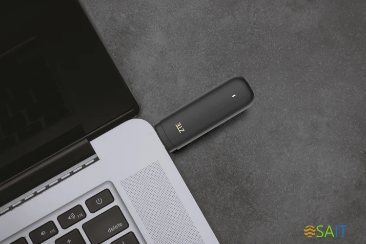 Модем 3G/4G ZTE F30Pro USB Wi-Fi VPN Firewall +Router внешний черный