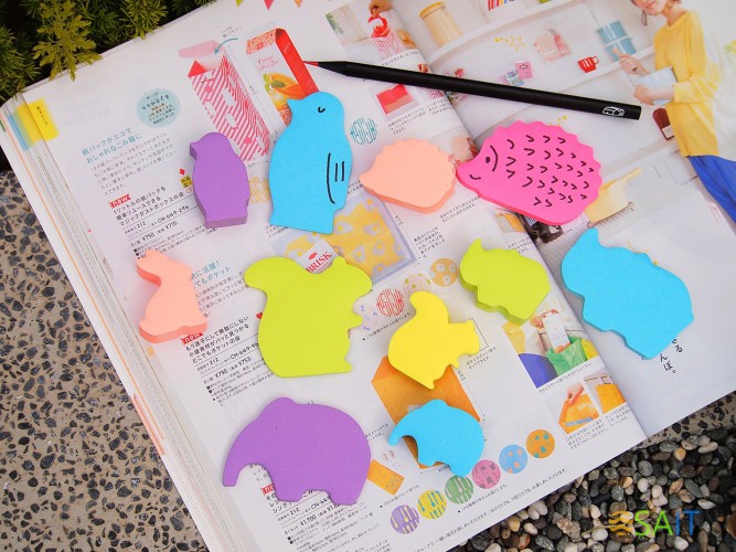 Блок самоклеящийся бумажный Stick`n 21780 50лист. фиолетовый 1цв.в упак. "слон"