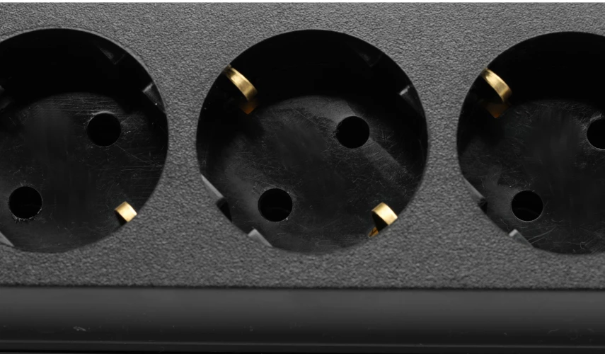 Сетевой фильтр Most RG 3м (6 розеток) черный (коробка)