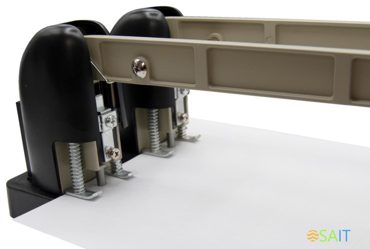 Дырокол Buro Force макс.:150лист. пластик черный отв.:2 с линейкой