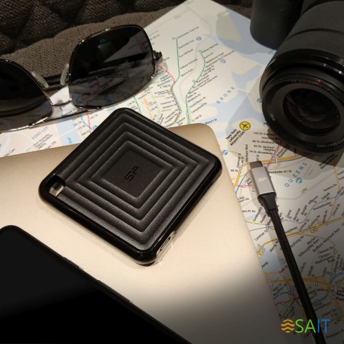 Накопитель SSD Silicon Power USB-C 2TB SP020TBPSDPC60CK PC60 1.8" черный