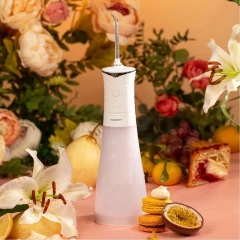 Ирригатор Scarlett SC-WF01 портатив. белый