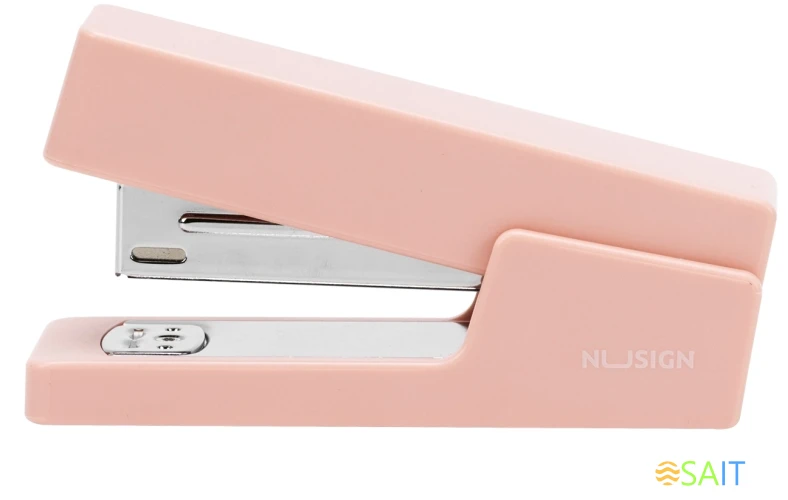 Степлер Deli ENS084 PINK Nusign 24/6 26/6 (20листов) розовый 100скоб металл/пластик коробка