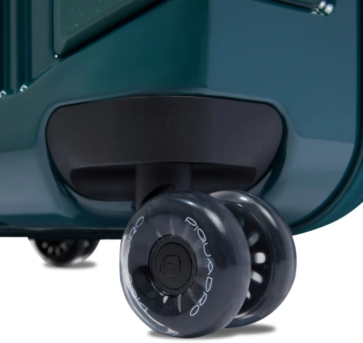 Чемодан Piquadro POP BV4427POP/VE 46x69x27см 67л. 4.43кг. поликарбонат/алюм. зеленый глянц.