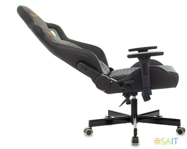 Кресло игровое Knight Outrider черный ромбик эко.кожа с подголов. крестов. металл