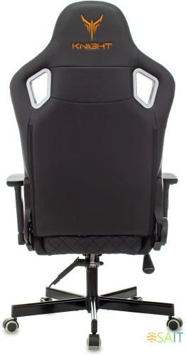 Кресло игровое Knight Outrider черный ромбик эко.кожа с подголов. крестов. металл