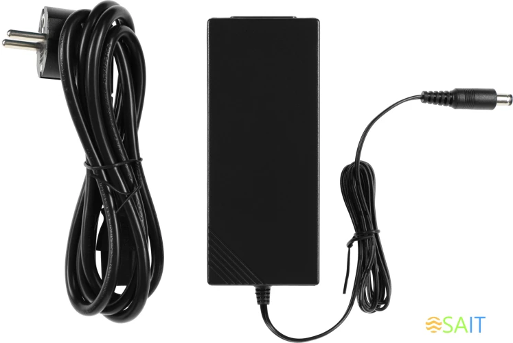 Коммутатор Keenetic KN-4610 (L2) 5x1Гбит/с 4PoE+ 60W неуправляемый